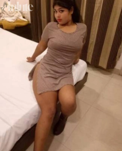 Simran - Reliable Call Girl in Chandigarh for Hotel Bookings