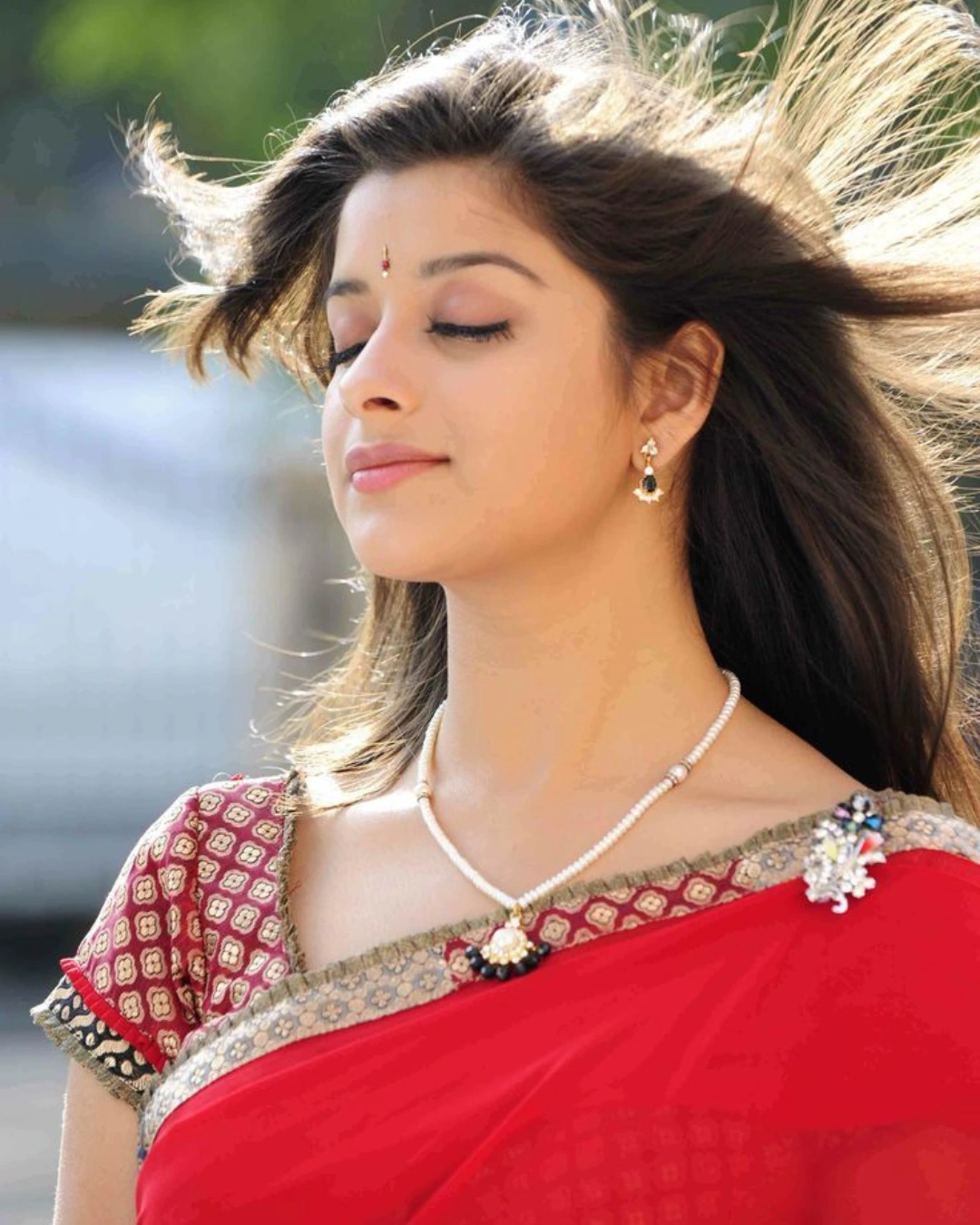 Sneha - Experienced Call Girl in Chandigarh for Private Meetings