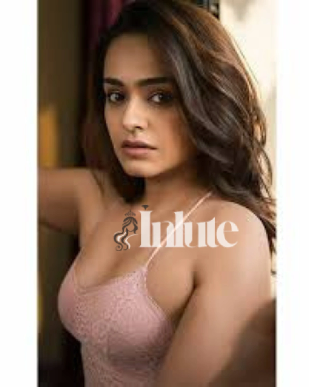 Independent Call Girl in Delhi – Genuine Vibes, Real Connection