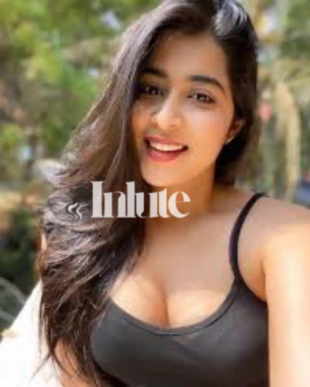 Kusum - Mature Call Girl in Jaipur – Peaceful & Understanding Company