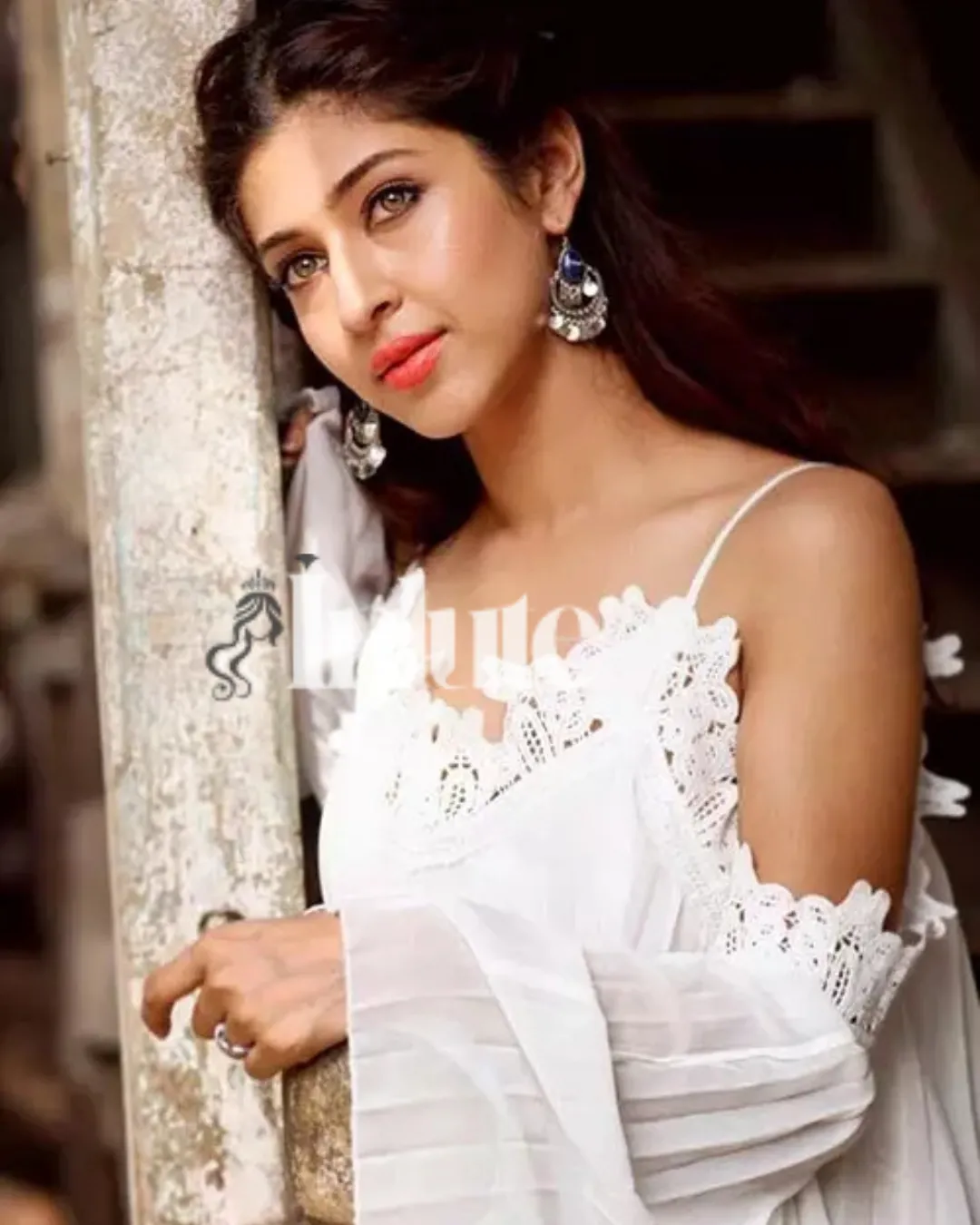 Payal - Premium Call Girl in Jaipur – Friendly & Warm Company